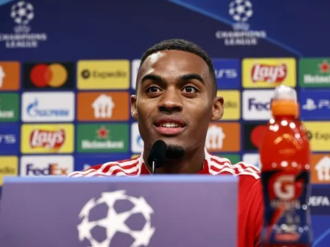 Ryan Gravenberch nói gì về tương lai?