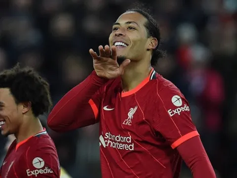 Liverpool đá Premier League tại Anfield đỉnh ra sao từ ngày có Van Dijk?