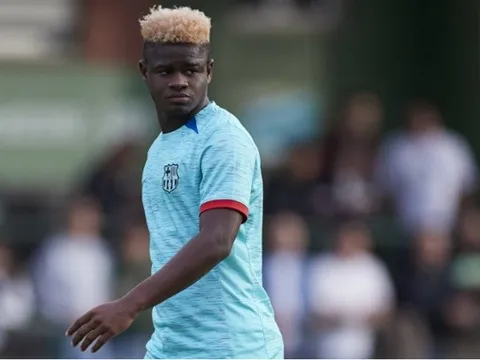 Arsenal theo đuổi niềm tự hào Barca