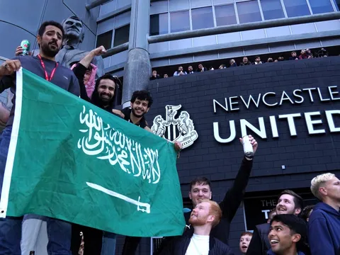 Người lập siêu phẩm vào lưới Argentina là ai?