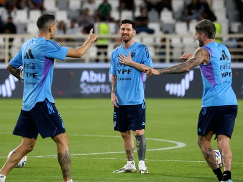 Messi thú nhận sắp giải nghệ, khó gia hạn PSG