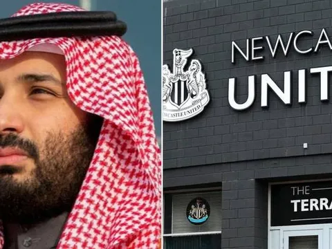 2 HLV đầu tiên từ chối Newcastle United