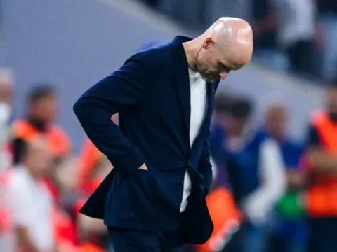 Sa thải hay không sa thải Erik ten Hag?