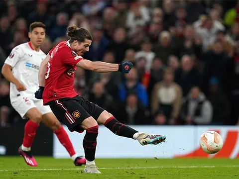 Bayern chốt giá 25 triệu, M.U gửi đề nghị gây choáng cho Sabitzer