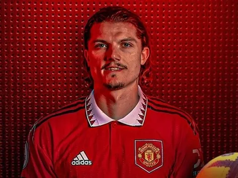 Sabitzer gây bão khiến CĐV Man Utd sướng rơn