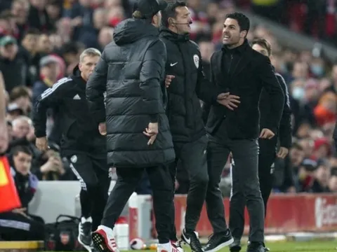 Sai lầm lớn của Arteta chính là gây gổ với Klopp tại Anfield