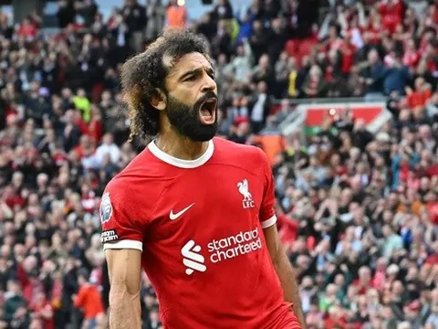 Salah cân bằng kỷ lục Premier League