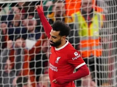 Salah đi vào lịch sử Liverpool