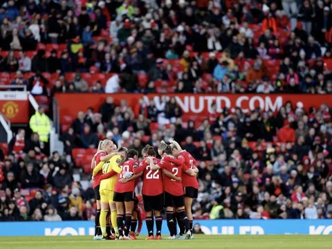 Sân Old Trafford lập kỷ lục trong ngày M.U thắng hủy diệt 5-0