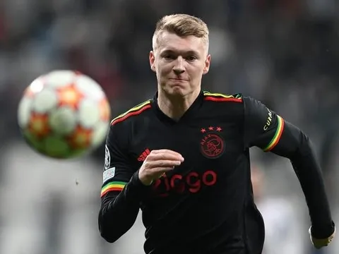 Săn trung vệ, Ten Hag lại tìm đến học trò cũ