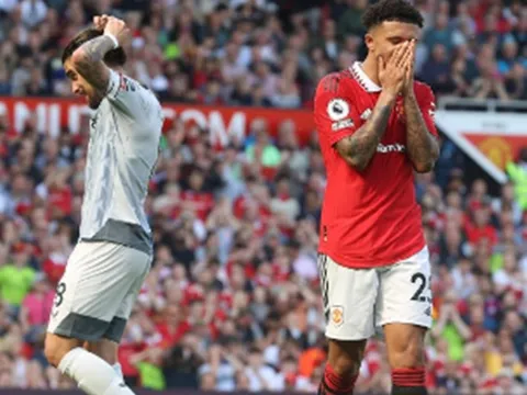Sancho đang cạn thời gian ở Old Trafford