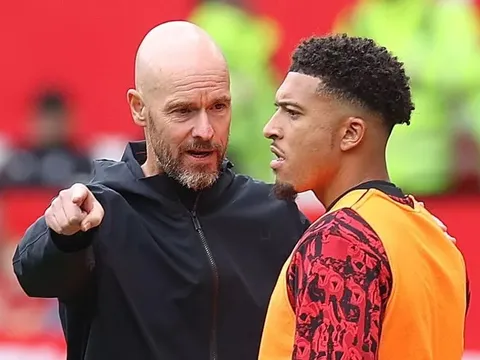 Căng thẳng với HLV Ten Hag leo thang, Jadon Sancho được PFA liên hệ