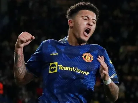 Sancho mở tài khoản ở Man Utd, Pogba gửi thông điệp ngắn gọn
