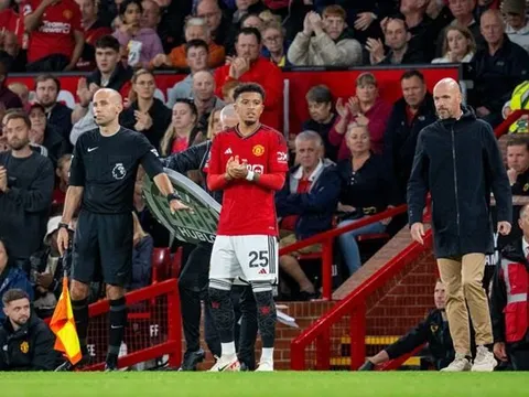 Man Utd chốt giá bán Sancho gây sốc