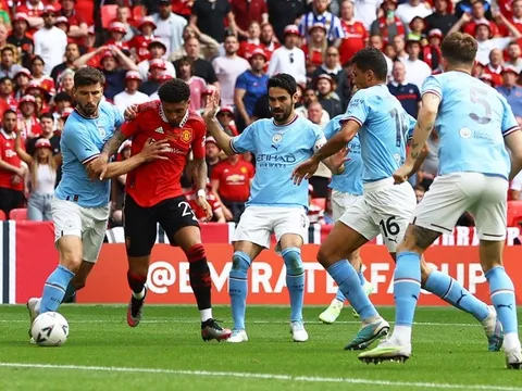 Rò rỉ tin nội bộ, Ten Hag ra phán quyết cho Sancho