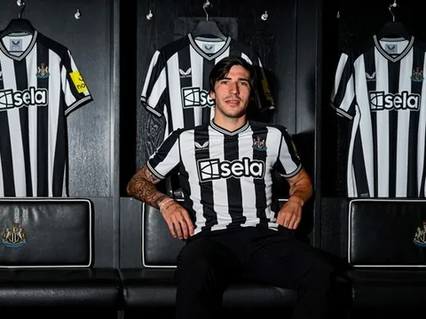 Cú sốc lớn cho Newcastle
