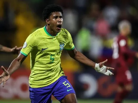 Bùng nổ dữ dội, tân binh Chelsea khiến giới chuyên môn choáng váng