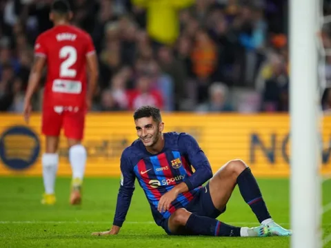 Sao 55 triệu đối mặt tình cảnh khó khăn ở Barca