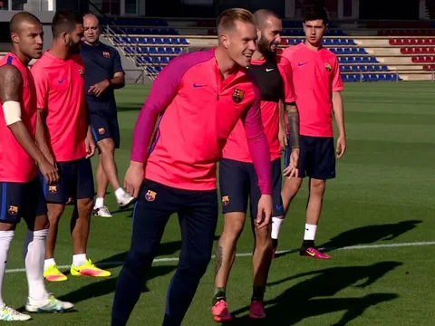 Sao Barca nhận tin vui, trọng trách lớn lao ngay trước thềm năm mới