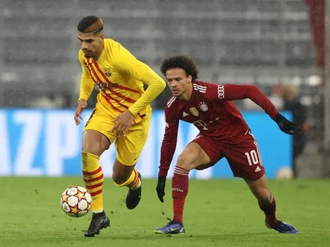 Sao Barca phản ứng sau thất bại trước Bayern