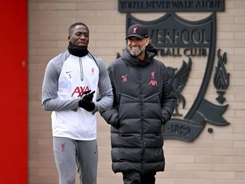 Sao Liverpool tiết lộ lý do khiến Man Utd bẽ mặt