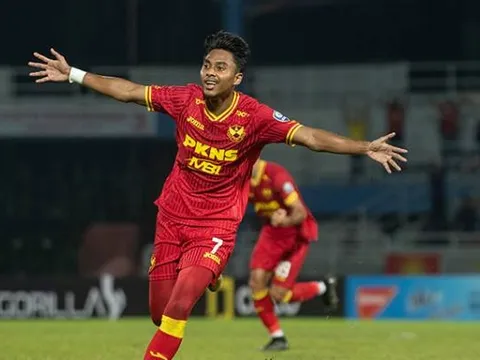 Sao Malaysia nói thẳng suy nghĩ về tân HLV U23 Việt Nam