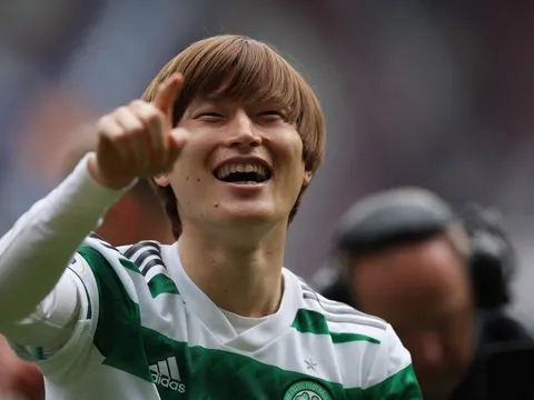 Sao Nhật Bản vô địch giải Scotland năm thứ 2 liên tiếp