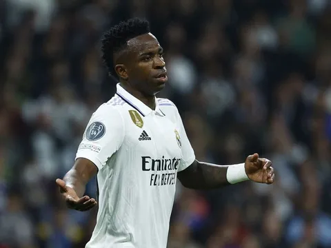 Sao Real Madrid ra tòa để chống lại phân biệt chủng tộc