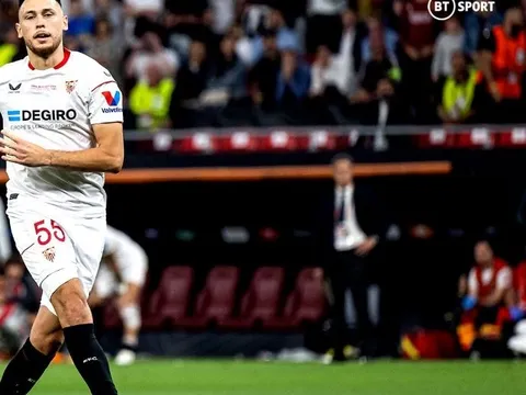 Sao Sevilla không nhìn khung thành khi đá luân lưu