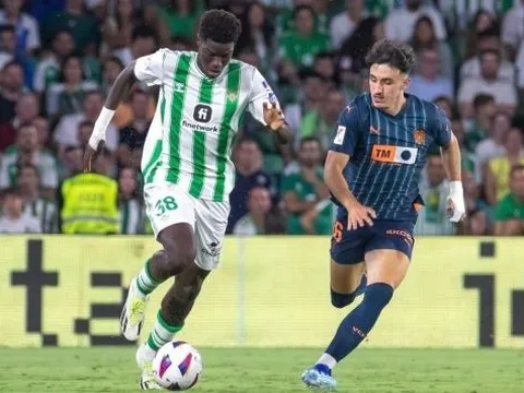 Sao trẻ Betis lọt vào tầm ngắm của Man Utd