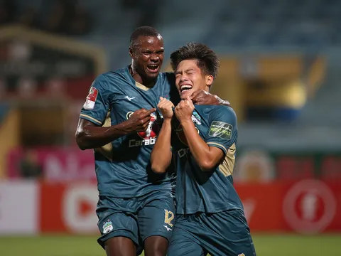 Sao trẻ U23 Việt Nam tỏa sáng , HLV Philippe Troussier mừng thầm