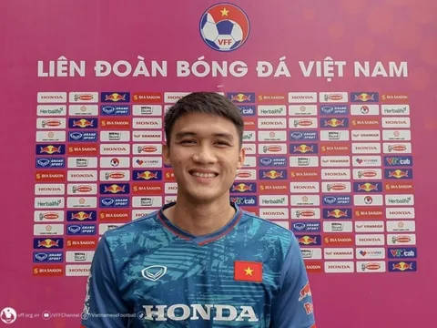 Sao U23 tiết lộ 2 thần tượng ở tuyển Việt Nam