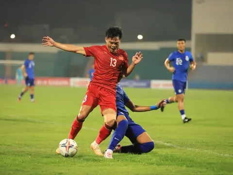 Sao U23 Việt Nam ra quyết định với CAHN