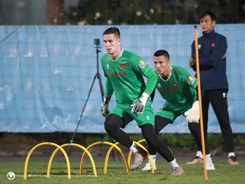 Sao Việt Nam nằm trong top 15 thủ môn đắt giá nhất Asian Cup