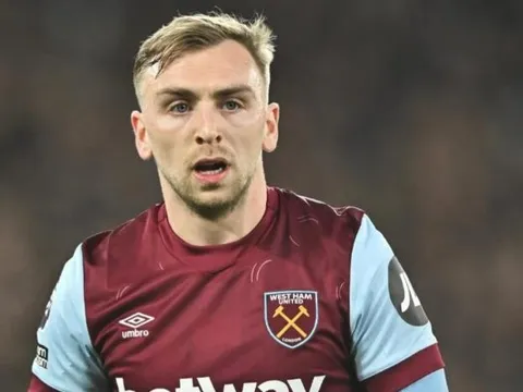 Sao West Ham được so sánh với Henry
