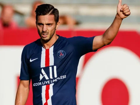 HLV Galtier chỉ thẳng cầu thủ không hạnh phúc ở PSG