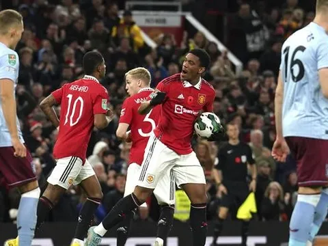 Ten Hag phát hiện ra 'bản hợp đồng mới' cho M.U sau trận Fulham