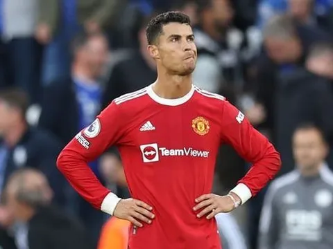 M.U bại trận, Solskjaer ép Ronaldo làm một việc