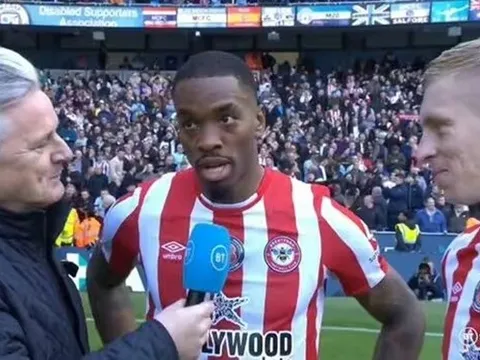 Sát thủ nhấn chìm Man City gửi thông điệp đanh thép cho Southgate