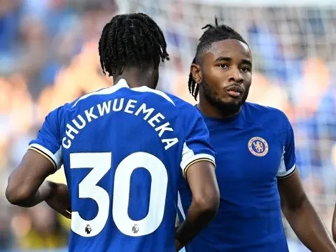 Sau 2 trận, Pochettino tìm ra ngôi sao đa năng của Chelsea