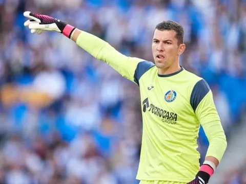 Sau Bellingham, Real tiến sát tân binh thứ 3