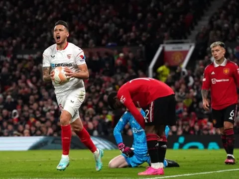 Sau Chelsea, đến lượt Man United nếm cảm giác đắng