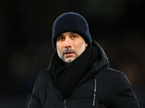 Sau Grealish, Guardiola nguy cơ mất thêm một ngôi sao trước derby