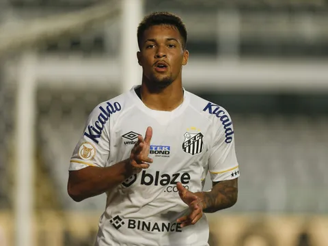 Sau Hojlund, Man United nhắm mua tiền đạo ghi 14 bàn sau 30 trận