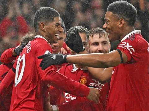 Song sát Rashford - Martial bùng nổ, M.U thắng đậm đội của Lingard