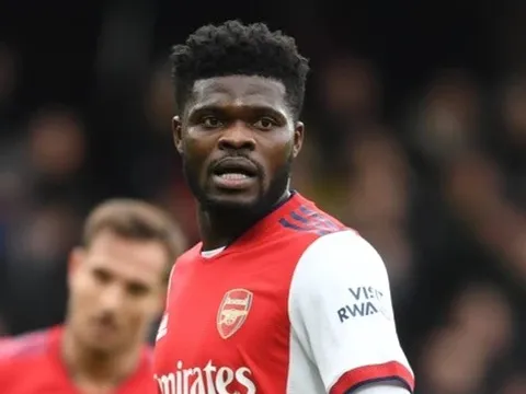 Sau Zinchenko, chiến binh Arsenal có thể đe dọa vị trí của Partey