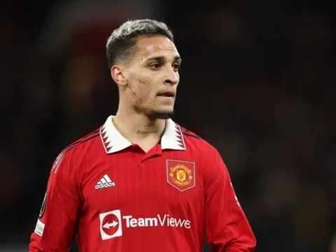 Schmeichel khó chịu vì Antony, nói thẳng đẳng cấp của Man Utd