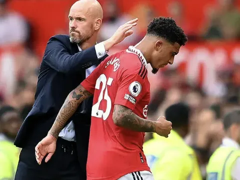 Lời đề nghị khiến Man Utd thay đổi lập trường với Sancho