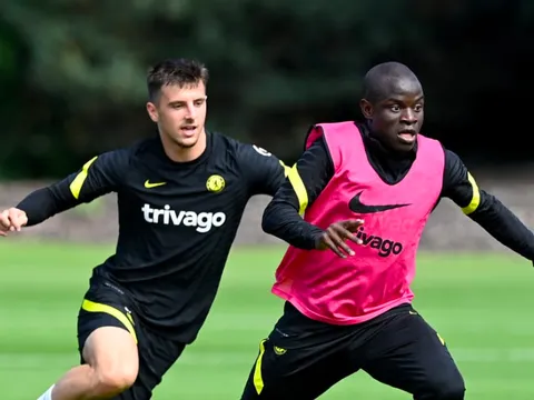 CHÍNH THỨC! Kante dính Covid-19, Chelsea mất 4 trụ cột