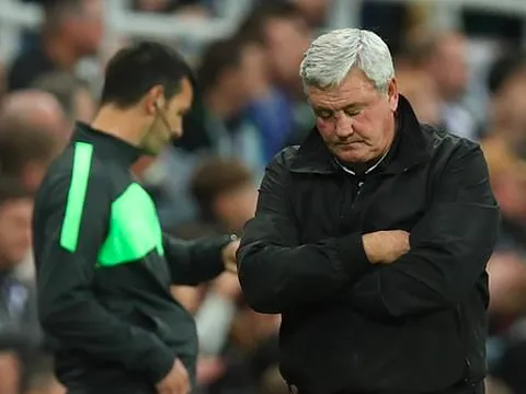 'Steve Bruce muốn thoát khỏi tình trạng khốn khổ ở Newcastle'